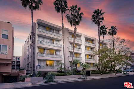 1917 Selby Ave Los Angeles, CA 90025