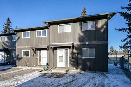 5340 17 Ave SW #313 Calgary, AB T3E 6M3