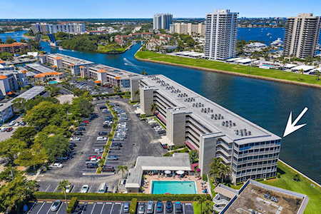 44 Yacht Club Drive #614 North Palm Beach, FL 33408