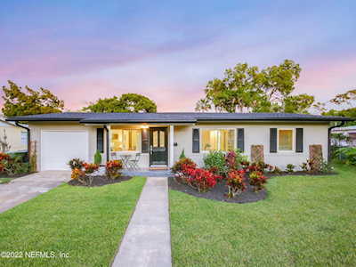 28 Solano Ave St Augustine, FL 32080