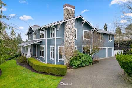23108 SE 44th St Sammamish, WA 98075