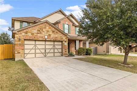221 Mistletoe LN Kyle, TX 78640