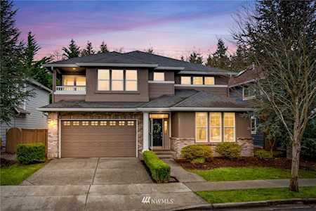 6522 E Crest View Loop SE Snoqualmie, WA 98065