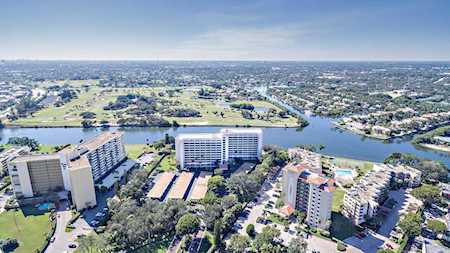 356 Golfview Road #208 North Palm Beach, FL 33408