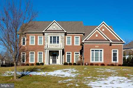 11594 Embree Ct Oakton, VA 22124
