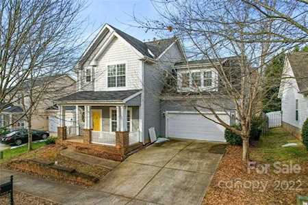 6414 Colonial Garden Dr Huntersville, NC 28078