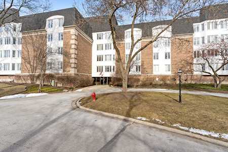 225 Lake Blvd #517 Buffalo Grove, IL 60089