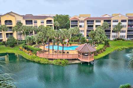 700 Uno Lago Drive #303 Juno Beach, FL 33408