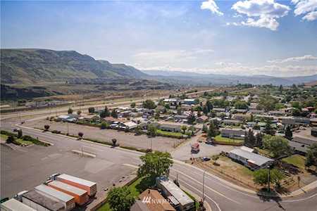 103 Rock Island Dr Rock Island, WA 98850