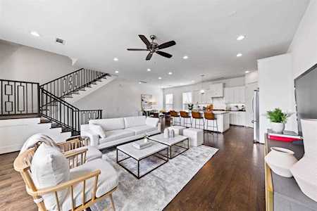 1822 Mcilhenny St Houston, TX 77004