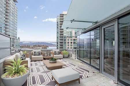 1409 W Pender Street #601 Vancouver, BC V6G 2S3
