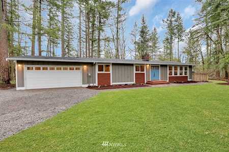 16818 230th Ave SE Maple Valley, WA 98038