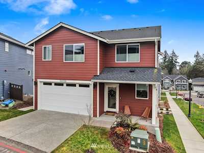 1015 Banyan St Bremerton, WA 98310