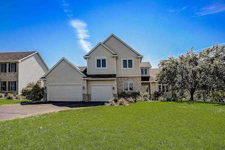 10271 Raleigh Road Woodbury, MN 55129
