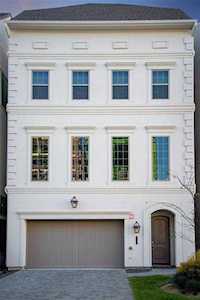 16 Vue Cove Dr The Woodlands, TX 77380