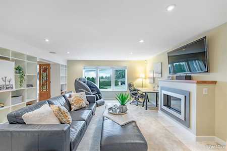 4260 Delbrook Avenue North Vancouver, BC V7N 4A3