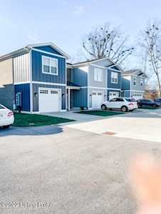 4206 Taylor Cove Ct Louisville, KY 40220