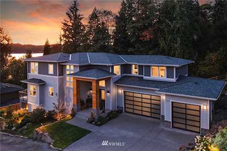 2623 E Lake Sammamish Parkway SE Sammamish, WA 98075