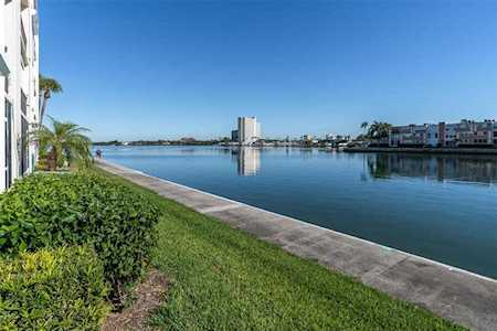 7645 Sun Island Dr S #103 South Pasadena, FL 33707