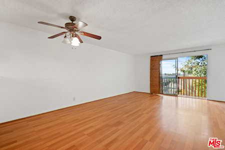 730 N Eucalyptus Ave Inglewood, CA 90302