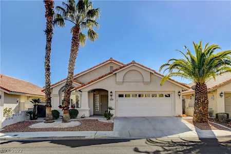1820 Tropical Breeze Dr Las Vegas, NV 89117