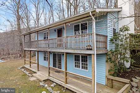 488 Ashland Woods Dr Harpers Ferry, WV 25425