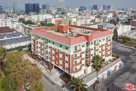944 S Serrano Ave Los Angeles, CA 90006