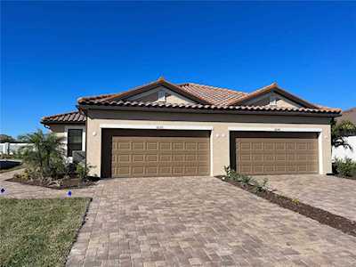 6250 Plateau Ct Bradenton, FL 34203