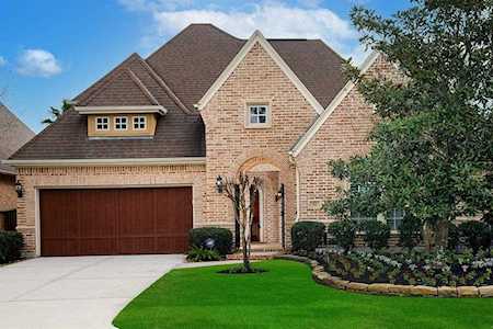 82 Wood Manor Place The Woodlands, TX 77381