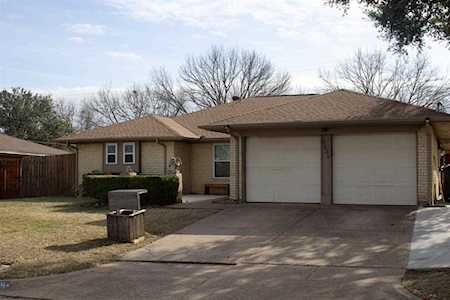 3925 Windhaven Road Fort Worth, TX 76133