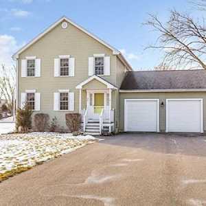 34 Percy St Dracut, MA 01826