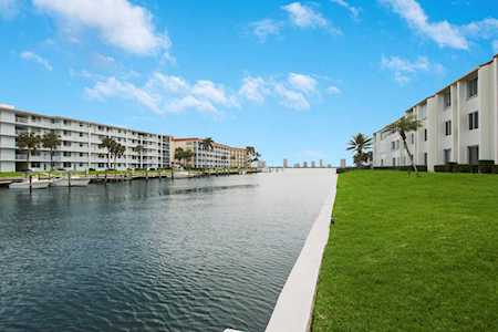 125 Shore Court #104a North Palm Beach, FL 33408