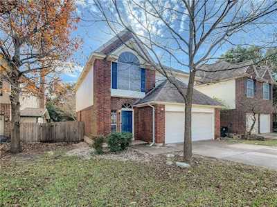 7513 Windrush DR Austin, TX 78729