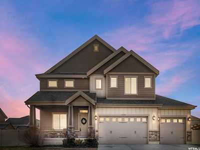 1523 W Aspen Dr Bluffdale, UT 84065