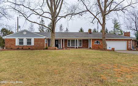 101 Blue Fields Rd Louisville, KY 40223