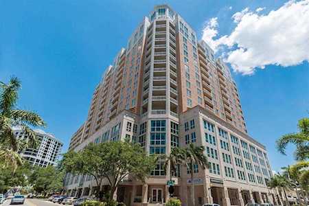 1350 Main St #1201 Sarasota, FL 34236