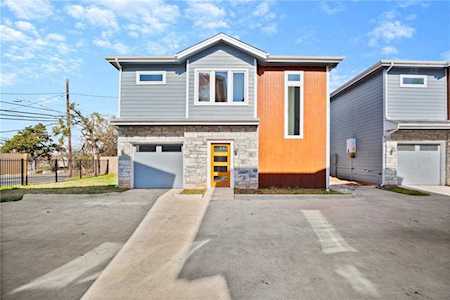 1148 Webberville RD #6 Austin, TX 78721