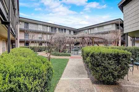 2425 Ashdale DR #102 Austin, TX 78757