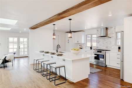 1975 Winfield Dr Lakewood, CO 80215