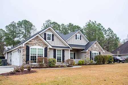 7404 Crabtree Crsg Hahira, GA 31632