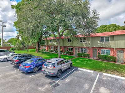 27 NE 20th Court #6a Wilton Manors, FL 33305