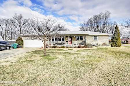 4926 Cedar Brook Ct Louisville, KY 40219