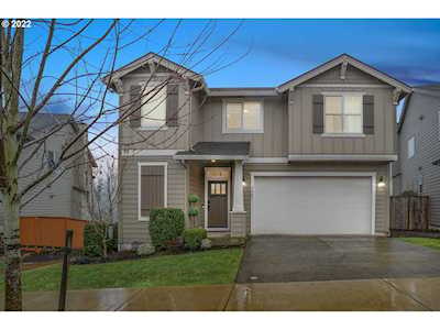 3602 NE Sitka Dr Camas, WA 98607