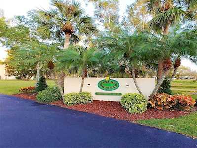 9433 Harbor Greens Way #401 Seminole, FL 33776