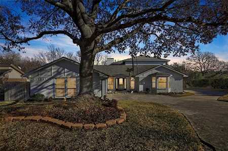 8632 Canyon Crest Road Fort Worth, TX 76179