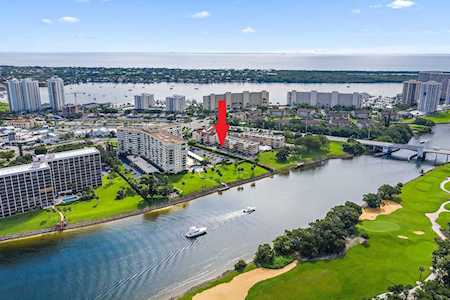 308 Golfview Road #303 North Palm Beach, FL 33408