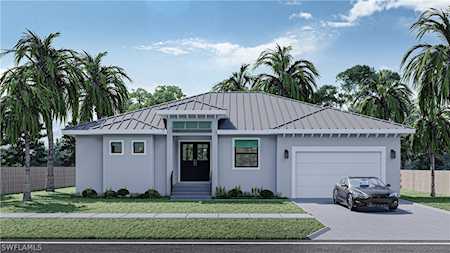 149 Gulfstream St Marco Island, FL 34145