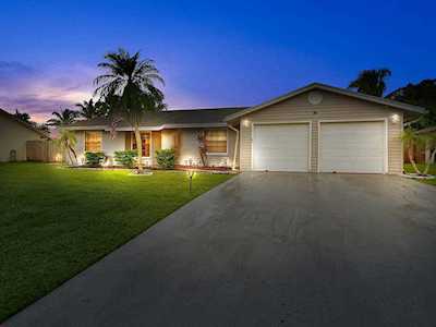 111 Malaga Street Royal Palm Beach, FL 33411