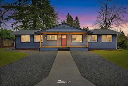 18522 SE 215th St Renton, WA 98058