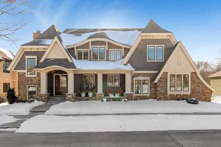 15735 Portico Drive Minnetonka, MN 55391